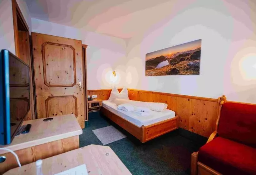 ホテル In The Heart Of The Alps