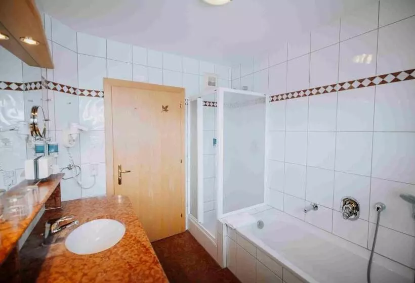 ホテル In The Heart Of The Alps