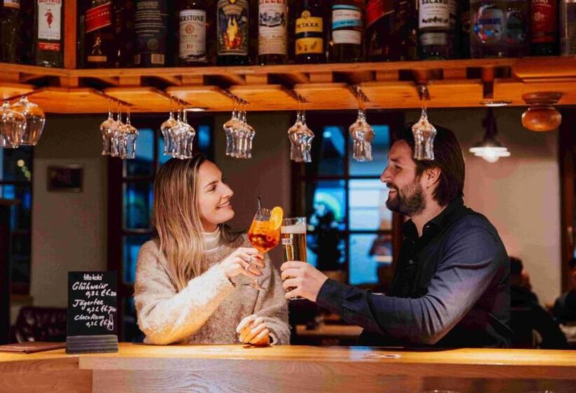 בית מלון כפרי In The Heart Of The Alps