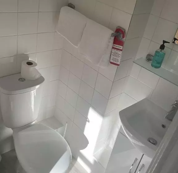 Отель The Riverside