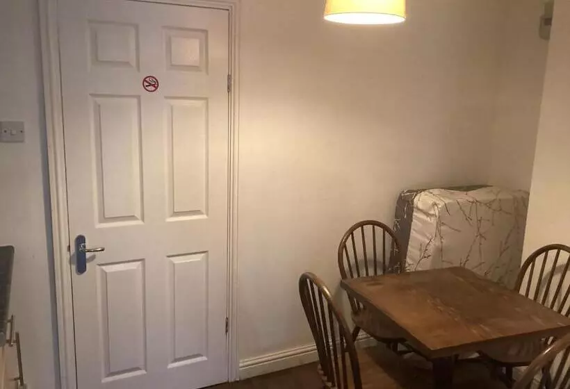 Отель The Riverside