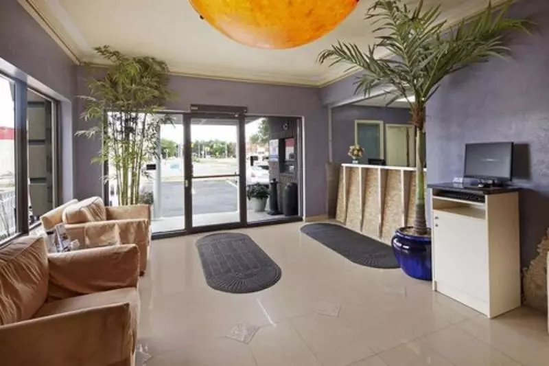 모텔 Canadas Best Value Inn Richmond Hill