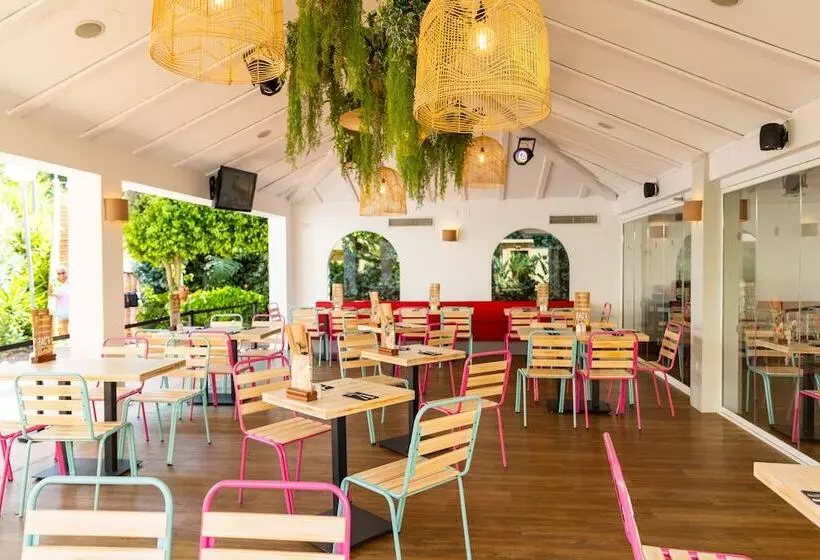 Ramada Hotel & Suites By Wyndham Costa Del Sol