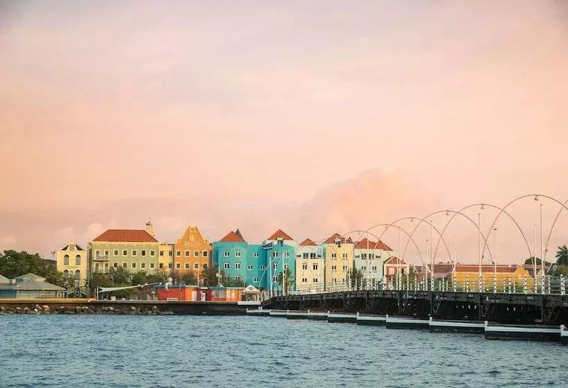 Brion City Hotel Bw Signature Collection