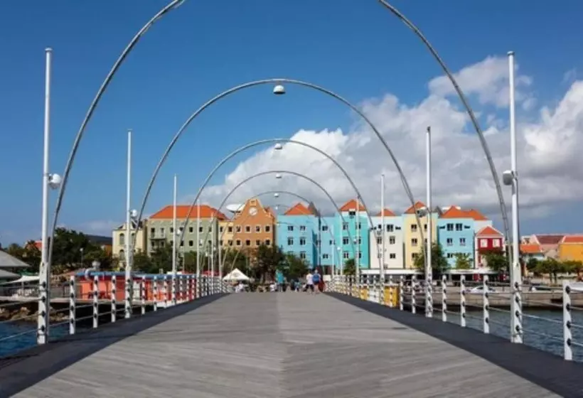 Brion City Hotel Bw Signature Collection