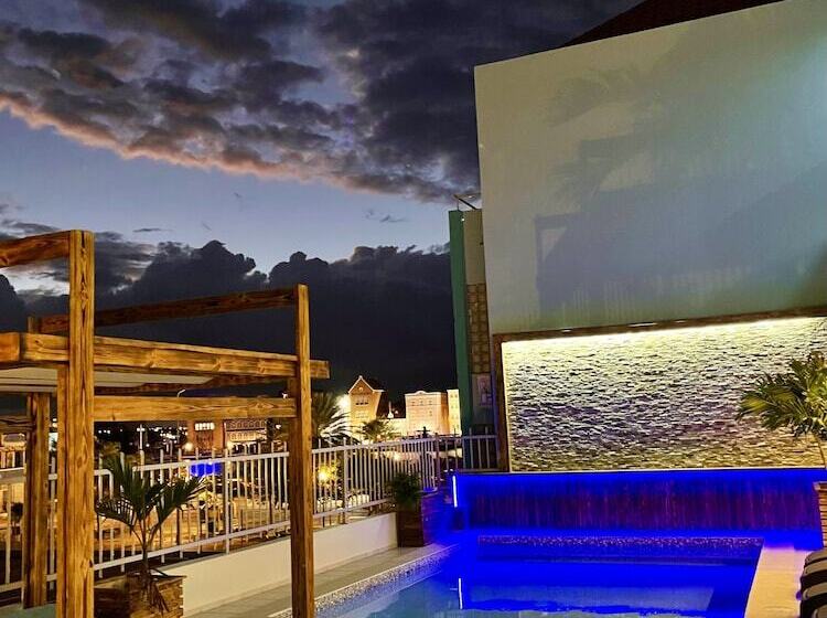 Brion City Hotel Bw Signature Collection