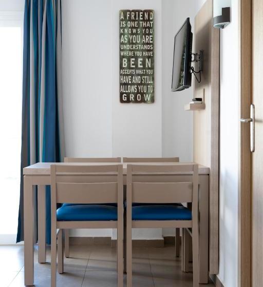 Apartamentos Vistamar Ii