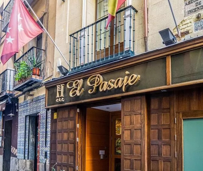 مسافرخانه Windsor Puerta del Sol