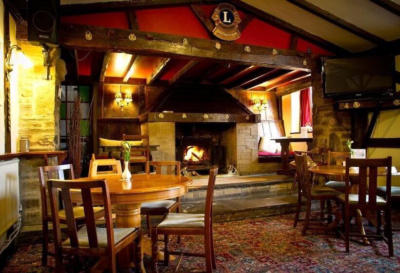 Hotel Baskerville House