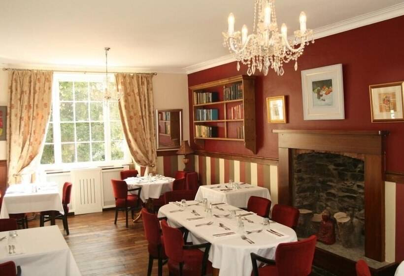 Hotel Baskerville House