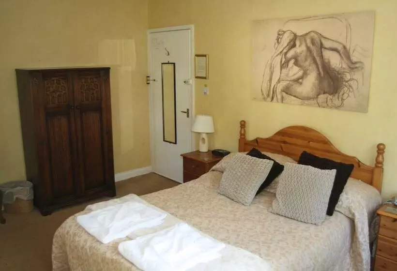 ホテル Baskerville House