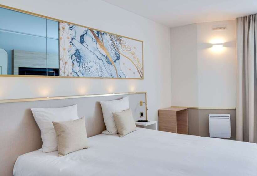 Brit Hotel Orléans St Jean De Braye   L Antarès