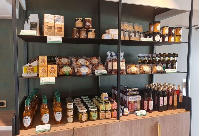 Brit Hotel Orléans St Jean De Braye   L Antarès