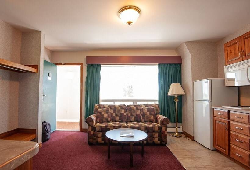 Отель Dutch Inn