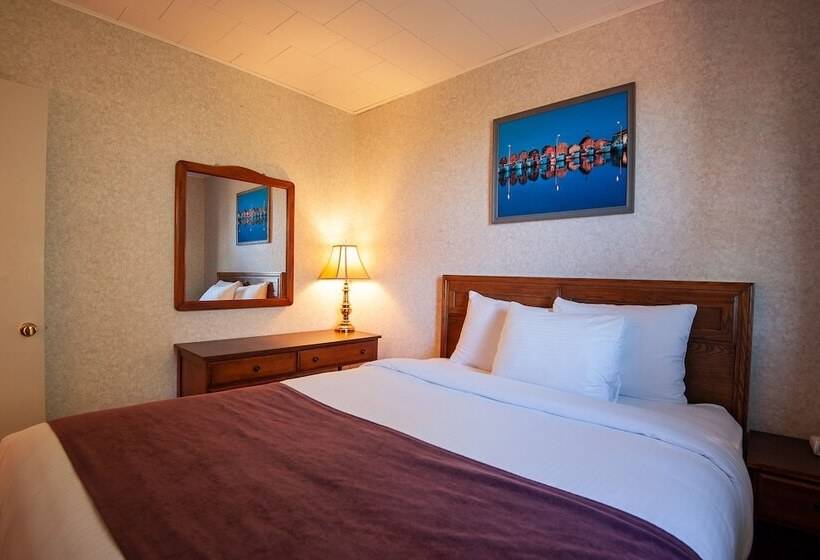 Отель Dutch Inn