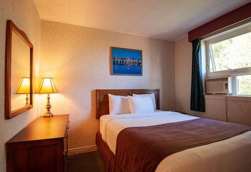 Отель Dutch Inn