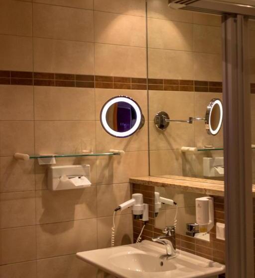 בית מלון כפרי Gesundheitsresort Bad St. Leonhard