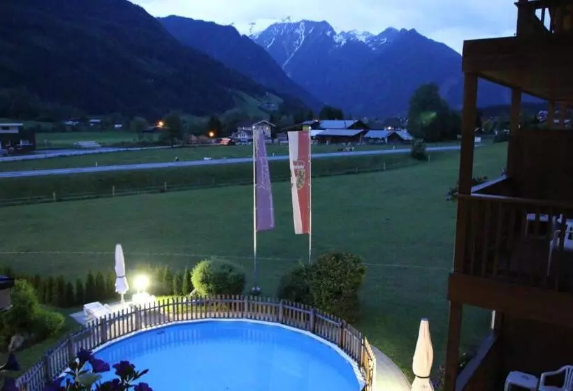 Hotel Landhaus Rohregger