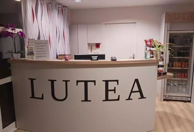 酒店 Lutea