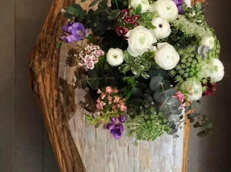 هتل Museu Llegendes De Girona