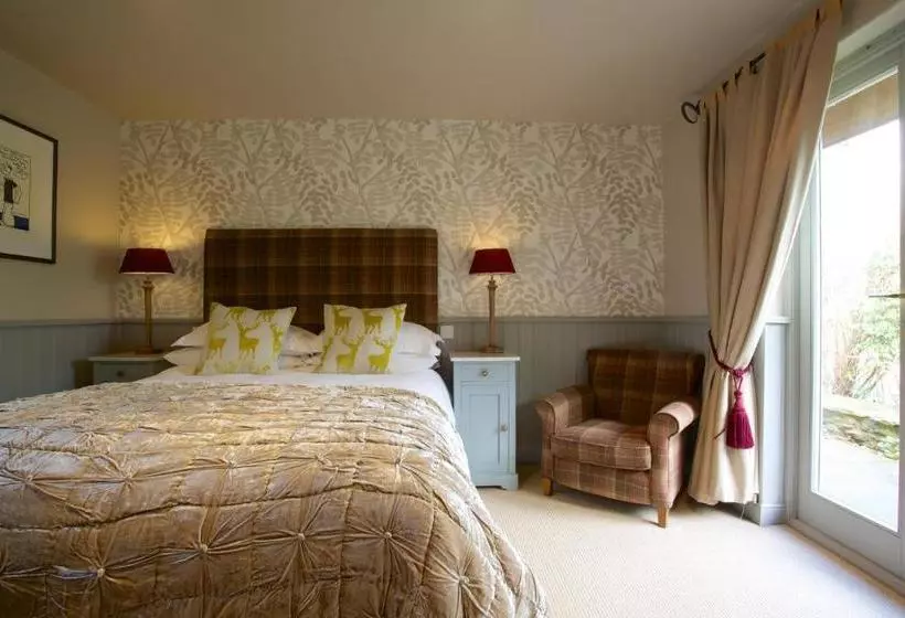 酒店 Pear Tree Inn Whitley