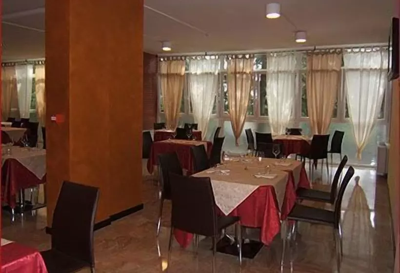 ホテル Piero Della Francesca