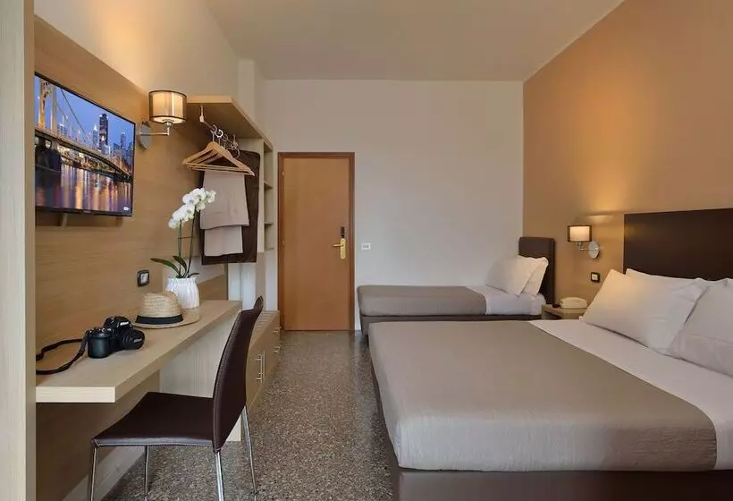 ホテル Piero Della Francesca