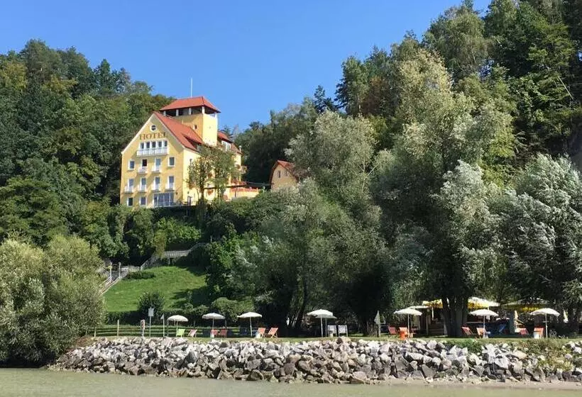 Отель Restaurant Faustschlössl