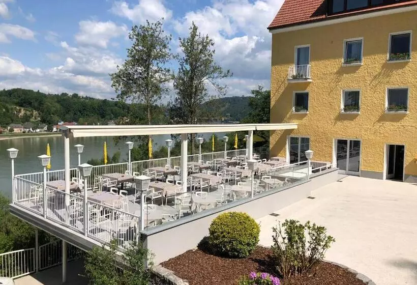 Отель Restaurant Faustschlössl