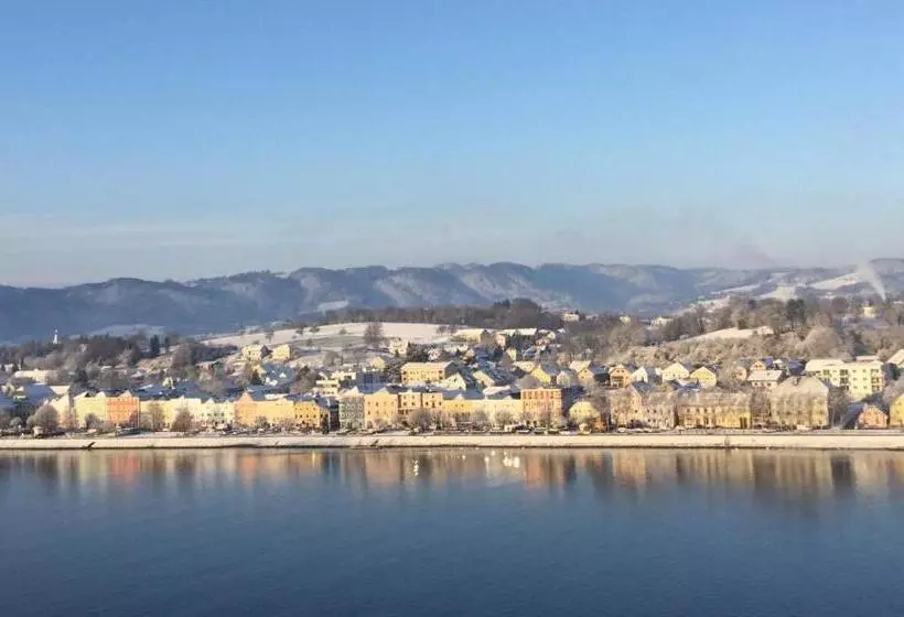 Отель Restaurant Faustschlössl