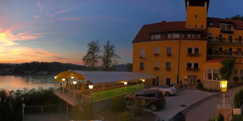 Отель Restaurant Faustschlössl