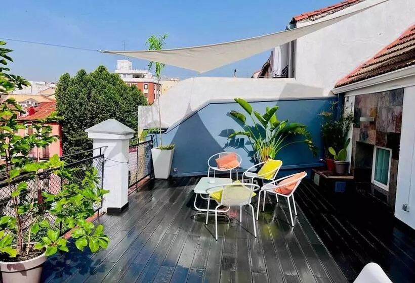 هتل Urbansea Atocha 113