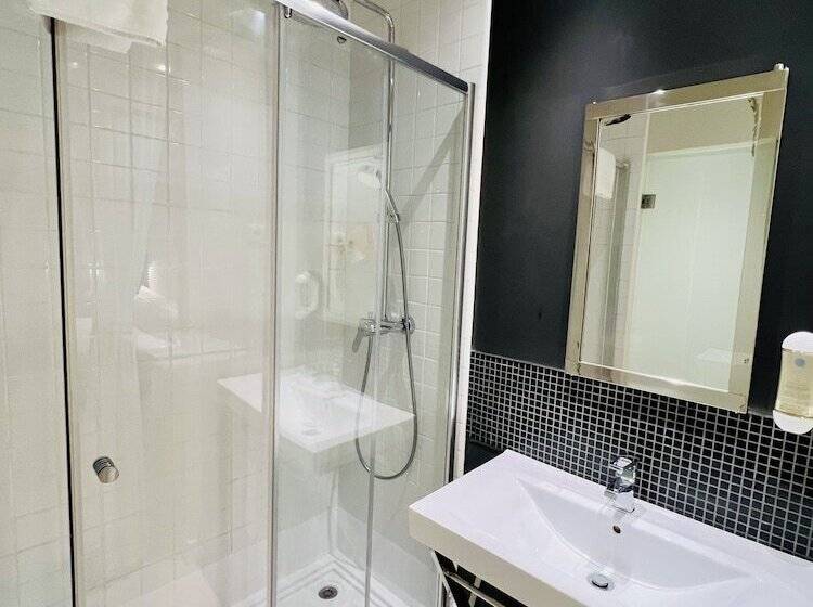 هتل Urbansea Atocha 113