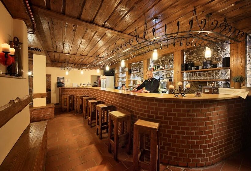 Отель Záviš Z Falkenštejna