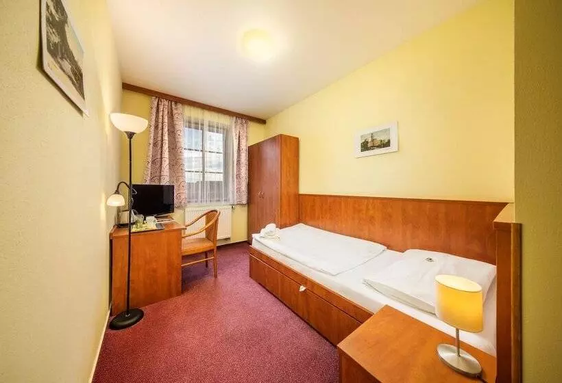 Hotel Záviš Z Falkenštejna