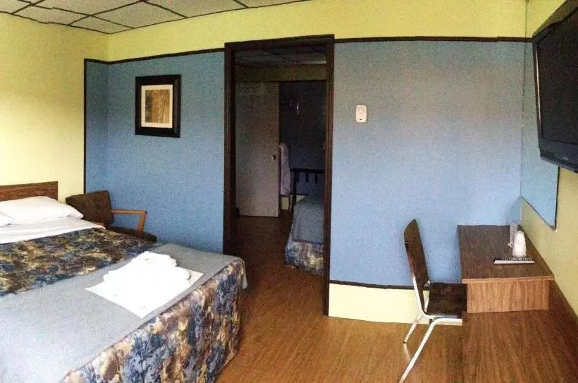 Motel Spring