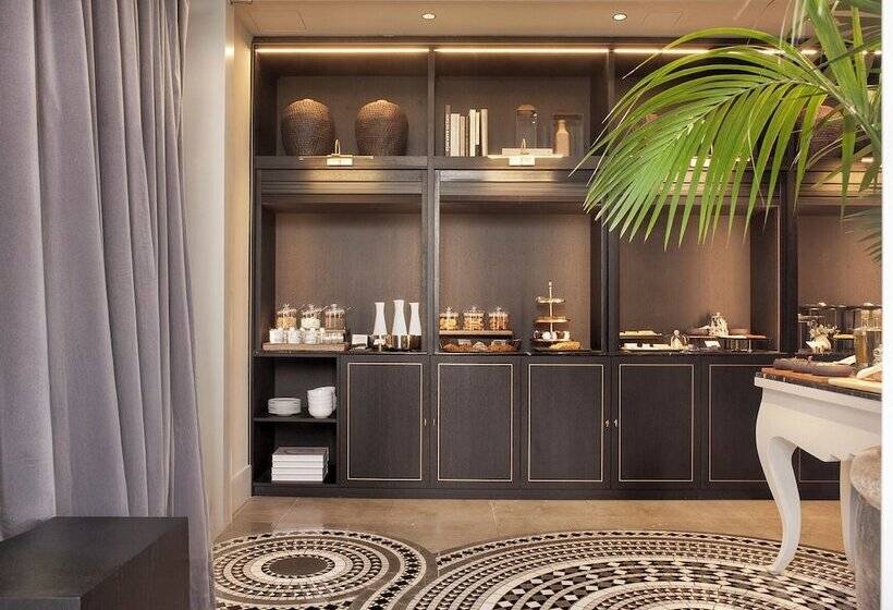 Único Madrid, Small Luxury Hotels