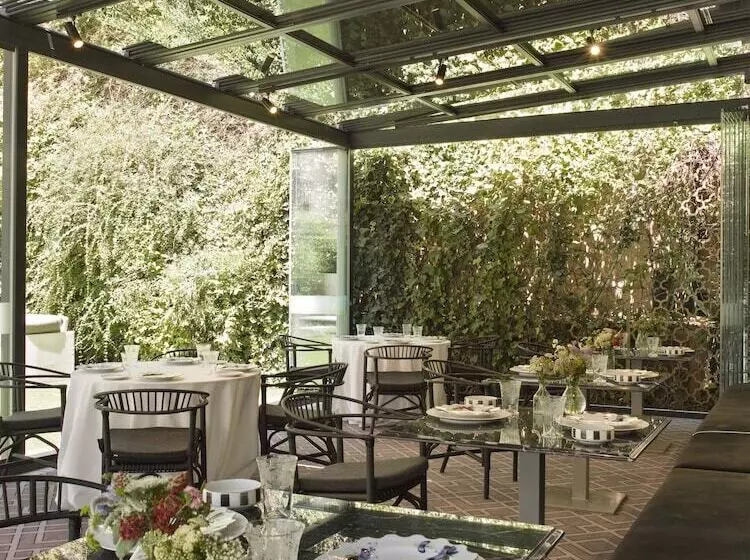 Único Madrid, Small Luxury Hotels