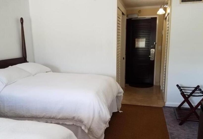 2417 At Oceanfront Resort Lihue Kauai Beach Drive Private Condo