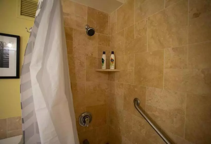 2417 At Oceanfront Resort Lihue Kauai Beach Drive Private Condo