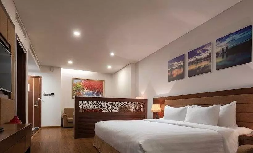 Gold Coast Hotel Resort & Spa