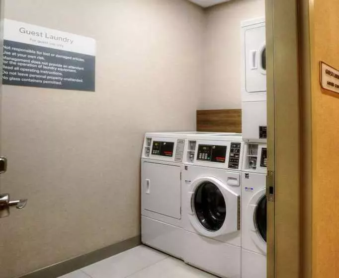 هتل Hilton Garden Inn Bel Air