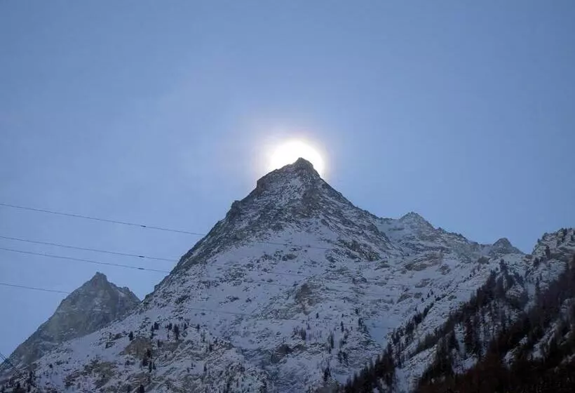 ホテル Hôtel Dents De Veisivi