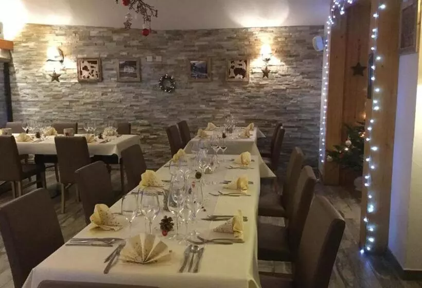 ホテル Hôtel Dents De Veisivi