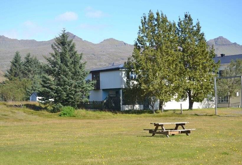 هتل Hótel Stadarborg