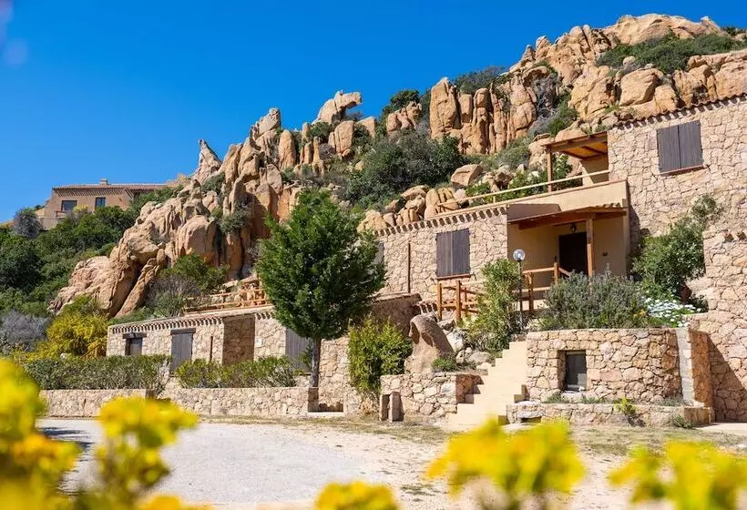 هتل Residence La Falata Costa Paradiso