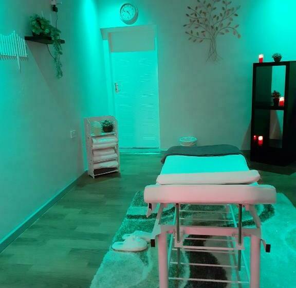 Driftwood Boutique Bed And Breakfast