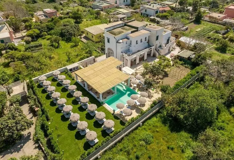 Majatalo Cala Cala Rooms,restaurant & Farm Experience