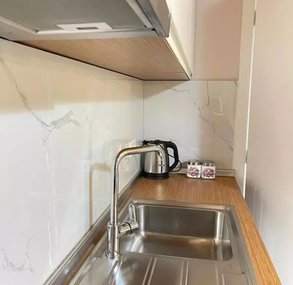 ペンション Maison Apartments