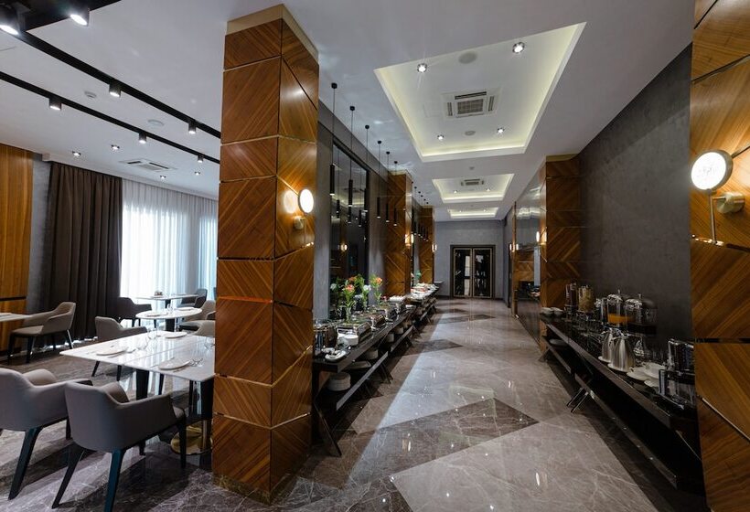 Frankfort Hotel And Spa